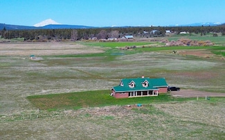 1733 County Road 90, Lookout, CA 96054