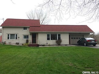 3423 Warners Rd, Camillus, NY 13031