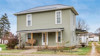 126 W 3rd St, Frazeysburg, OH 43822
