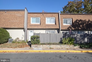 7947 Sausalito Place Unit 25C, Alexandria, VA 22309