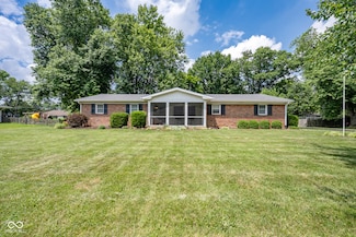 5044 E 67th St, Indianapolis, IN 46220