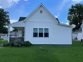 612 W Grissom Ave, Mitchell, IN 47446