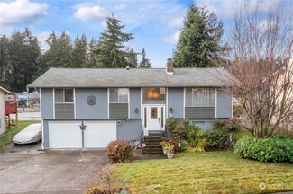 2750 Cambridge Dr, Steilacoom, WA 98388