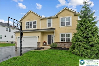 275 Sawgrass Dr, Allentown, PA 18104