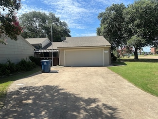 6702 La Costa Dr, Rowlett, TX 75088