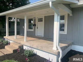 1202 Magnolia Ave, Frankfort, IN 46041