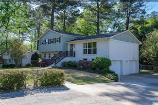 3260 Wisteria Dr, Vestavia, AL 35216