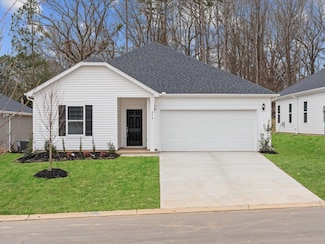 438 Harben Dr, Woodruff, SC 29388