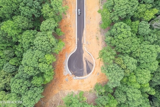 362 Flip Flop Way, Loudon, TN 37774