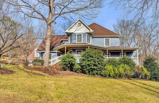 522 Waterford Dr SE, Roanoke, VA 24014