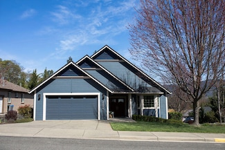2294 SE Wyndham Way, Grants Pass, OR 97527