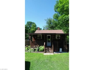 3742 Glenwood Dr, Austinburg, OH 44010
