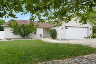 11724 Coldwater Rd, Fort Wayne, IN 46845