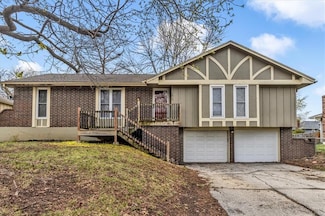 1013 SW 16th St, Blue Springs, MO 64015