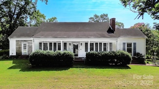 548 N Washington St, Rutherfordton, NC 28139