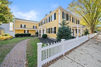 46 Church St, Dedham, MA 02026