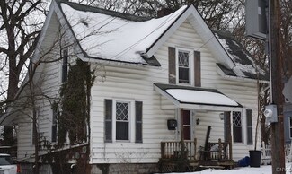 8 Easterly Ave, Auburn, NY 13021