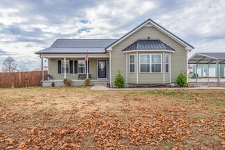 608 Murrell Rd, Dickson, TN 37055