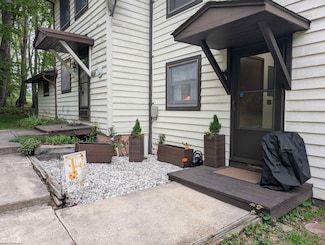 56 Baneberry Ln, Terra Alta, WV 26764