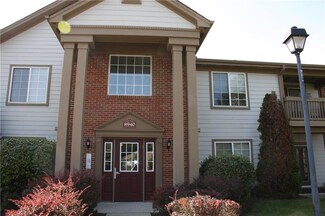 8940 Hunters Creek Drive #104, Indianapolis, IN 46227