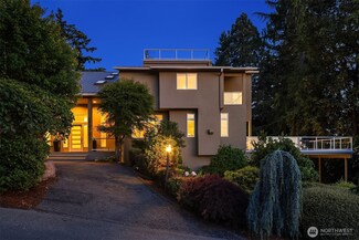6819 SE 32nd St, Mercer Island, WA 98040