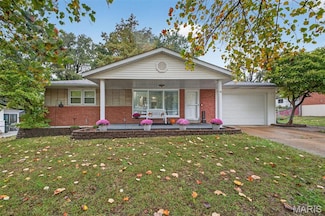 1339 N Evergreen Ln, Columbia, IL 62236