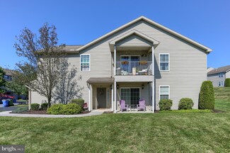 244 Osprey Ln, Hummelstown, PA 17036