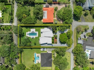 9450 SW 98th St, Miami, FL 33176