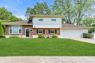 36 Wilson Dr, Howell, NJ 07731