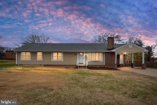 1412 Devils Reach Rd, Woodbridge, VA 22192