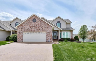 225 River Bluff Ct, Troy, MO 63379