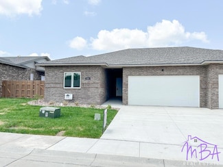 3321 Eagle Dr, Garden City, KS 67846