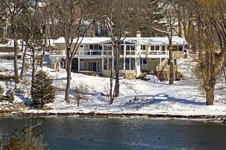 78 Nichols Rd, Cohasset, MA 02025