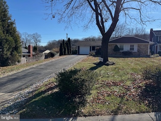 13205 Iris Ct, Bowie, MD 20715