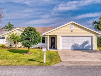 216 Fairgreen Ave, New Smyrna Beach, FL 32168