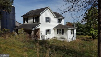 120 Kamp Side Dr, Frostburg, MD 21532