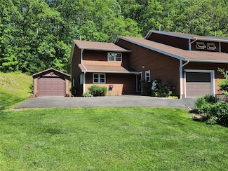 182 Ledge Rd, Kingston, NY 12401