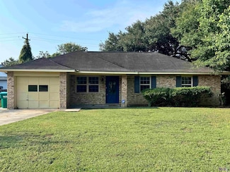 917 Montgomery Ave, Denham Springs, LA 70726