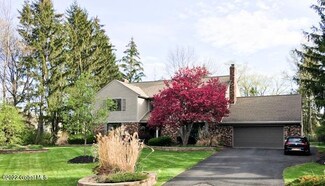 3 Fenway Ct, Albany, NY 12211