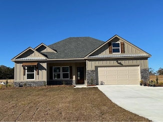 11846 S County Road 33, Cottonwood, AL 36320