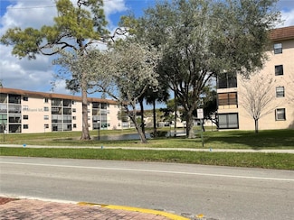4940 E Sabal Palm Blvd Unit 302, Tamarac, FL 33319