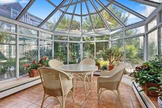 912 Main St Unit 204, Chatham, MA 02633