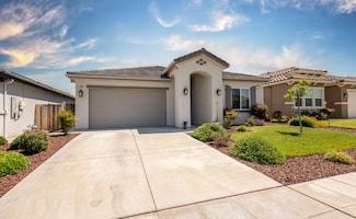 511 Timberline Way S, Madera, CA 93636