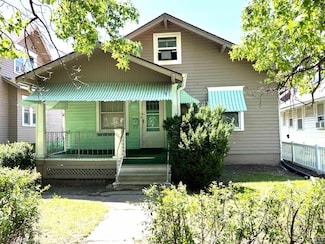 1209 SW Washburn Ave, Topeka, KS 66604