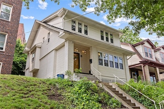 5719 Hobart St, Pittsburgh, PA 15217