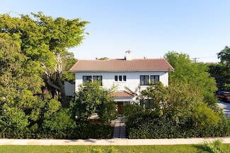 1629 S Lakeside Dr, Lake Worth, FL 33460
