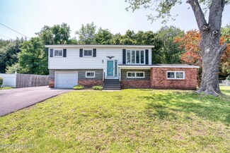 35 Gail Ave, Albany, NY 12205