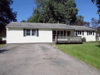 26 Shirley St, Shortsville, NY 14548