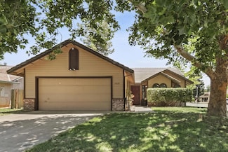 1015 1st St, Galt, CA 95632