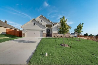 1412 Whitetail Ln, Azle, TX 76020